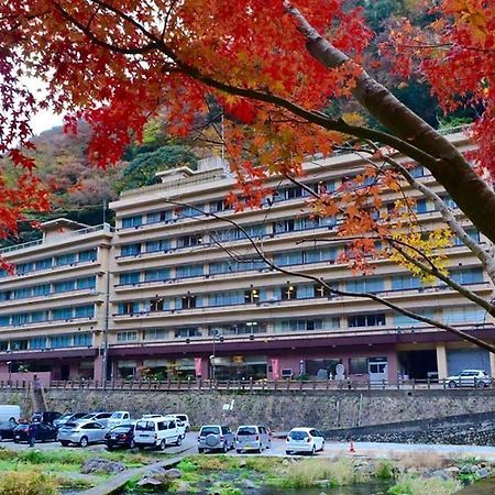 Hotel Kikunoyu Maniwa Εξωτερικό φωτογραφία